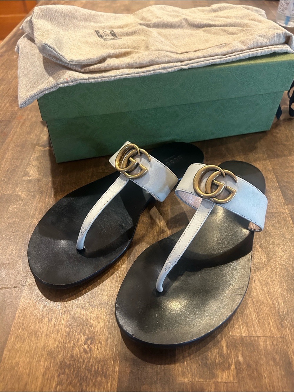 Gucci White Leather Thong Sandals with Gold Double G